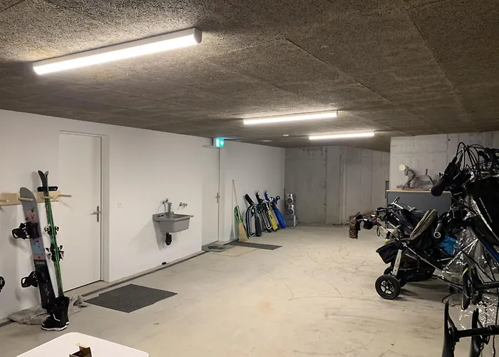 Bossihang By Interhome Daire Lenzerheide